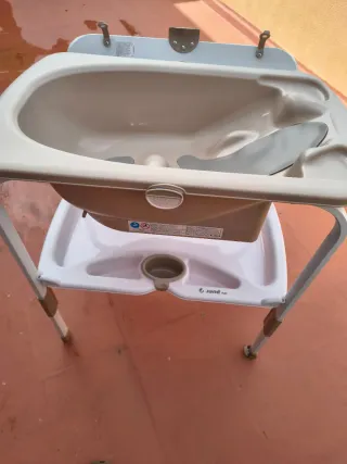 Bañera para bebé con cambiador