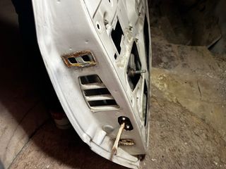 Puerta Trasera Derecha Peugeot 205 GL