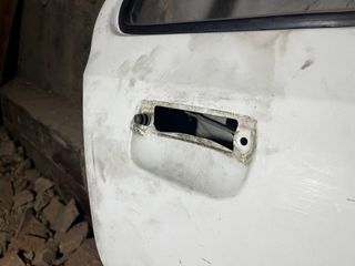 Puerta Trasera Derecha Peugeot 205 GL