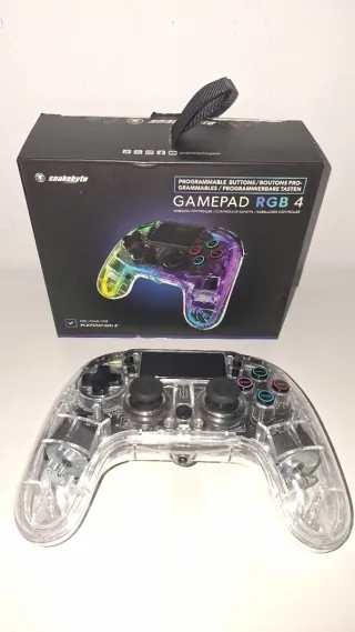 Mando PS4 Snakebyte Transparente