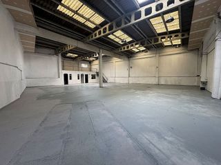 Nave industrial en venta en Valdenoja - La Pereda en Santander
