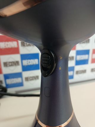 Plancha vertical 1800 W 32 g/min con difusor – Russell Hobbs