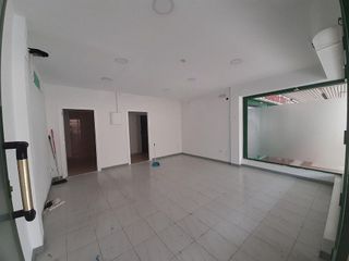 Local comercial en venta en Rincón de Loix en Benidorm
