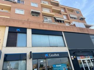 Local comercial en venta en Playa de Poniente en Benidorm
