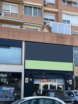 Local comercial en venta en Playa de Poniente en Benidorm