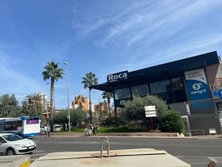 Local comercial en venta en Playa de Poniente en Benidorm