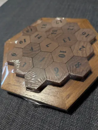 Juego de lógica de madera