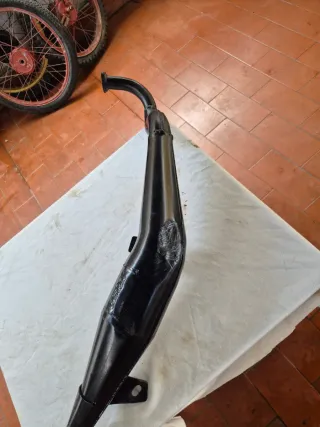 Tubo de escape Derbi Variante