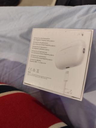 iPhone 13 Pro Max y AirPods Pro 2ª Gen