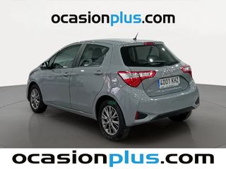 Toyota Yaris 70 Active 51 kW (69 CV)