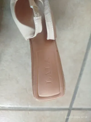 Zapatos tacón slingback punta fina