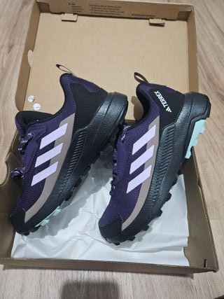 Zapatillas Adidas Terrex Moradas Talla 37.5