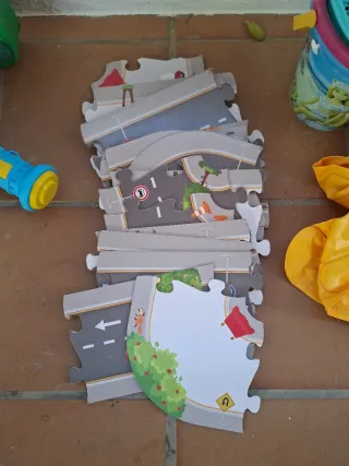 Lote Juguetes: Balones, Pistola, etc