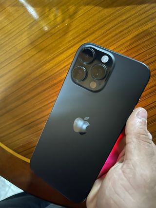 iPhone 16 Pro Max 256GB gris espacial con caja etc