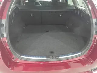 Toyota Auris híbrido 2018 (ranchera)