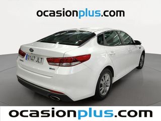 Kia Optima 1.7 CRDi VGT Eco-Dynamics Concept 104 kW (141 CV)
