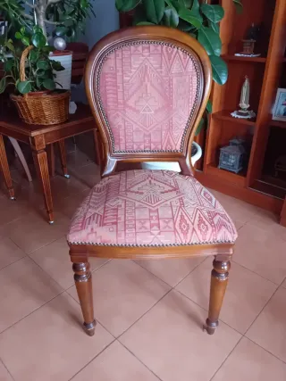 Juego de 2 sillas tapizadas