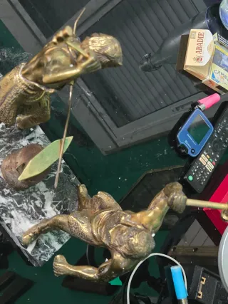 Figura Bronce Herreros Escultor Victor Rousseau