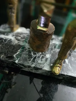 Figura Bronce Herreros Escultor Victor Rousseau