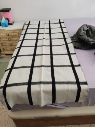 Bufanda Zara Cuadros Beige y Negro