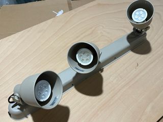 Lámpara de techo IKEA 3 focos beige