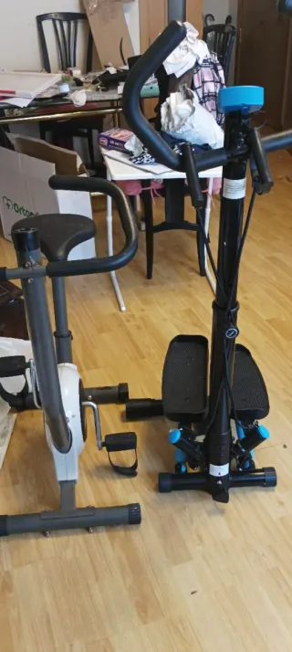 Bicicleta estática y andador