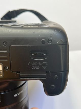 Canon EOS 1100D Negra