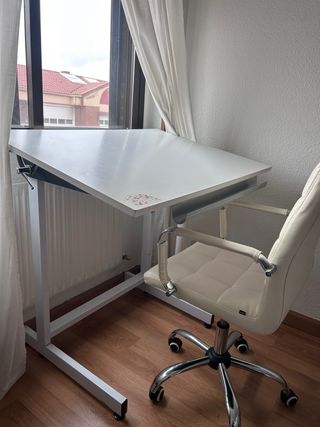 Mesa de arquitecto inclinable