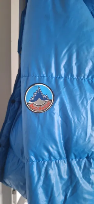 Chaqueta de Plumas RocNeic Azul