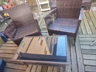 Conjunto sillas exterior mimbre y cristal