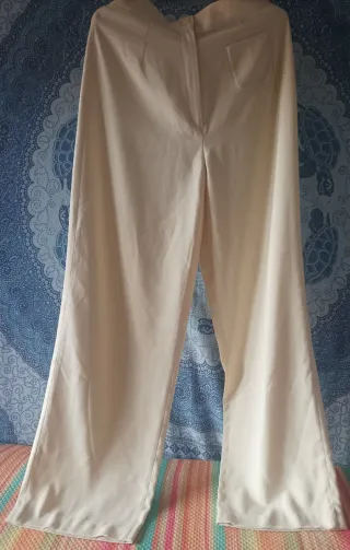 Pantalón palazzo amarillo de mango talla 40