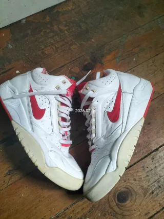 Zapatillas Nike Air Flight - Blancas y Rojas