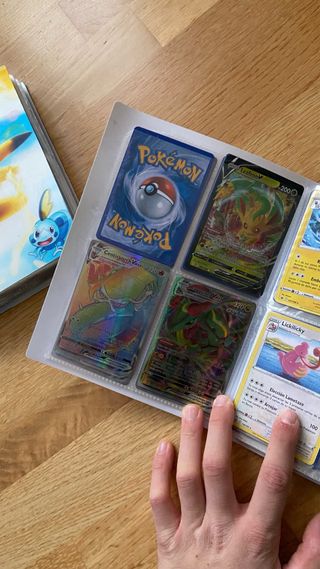 Pack albúm cromos Pokemon y Adrenalyn ‘URGE VENTA’