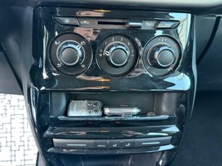 Citroën C3 PureTech 60KW (82CV) SHINE