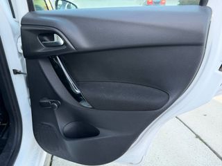 Citroën C3 PureTech 60KW (82CV) SHINE