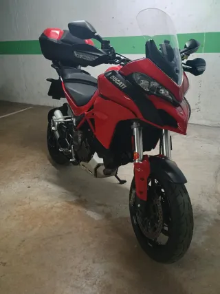 Ducati Multistrada 1200 Roja