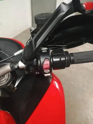 Ducati Multistrada 1200 Roja