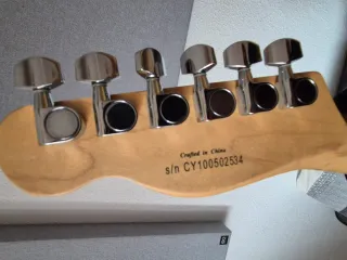 Guitarra Eléctrica Fender Telecaster Squier