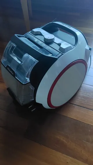 Aspirador Miele Blanco y Negro