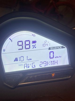 Silence S01 Maxi Scooter Roja