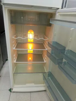 Nevera marca Balay 185/60cm con garantia transport