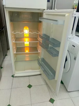 Nevera marca Balay 185/60cm con garantia transport