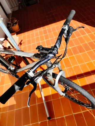 Bicicleta Montaña 26 (todo en la descripción)