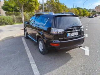 Mitsubishi Outlander 2010