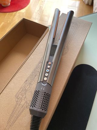 Piastra per capelli Dyson Airstrait