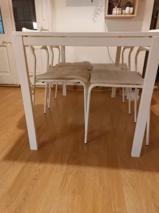 Mesa comedor Ikea + 4 sillas