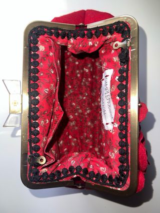 Bolsa artesanal (100% feito à mão)