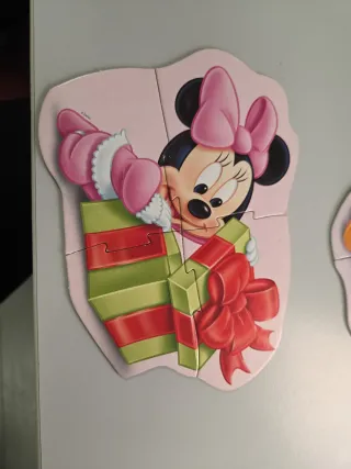 Puzzle Minnie Mouse y varios. Incompleto