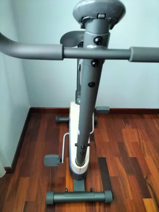 Bicicleta Estática VM130 Domyos