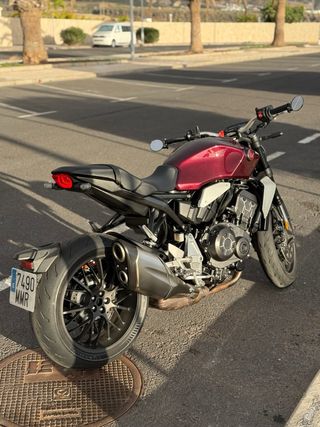 Honda CB1000R